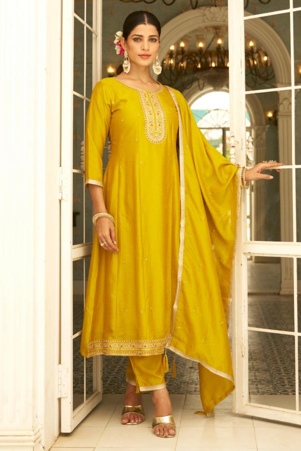 VredeVogel  Samyukta Heavy Vichitra Silk And Anarkali Style Embrodiry